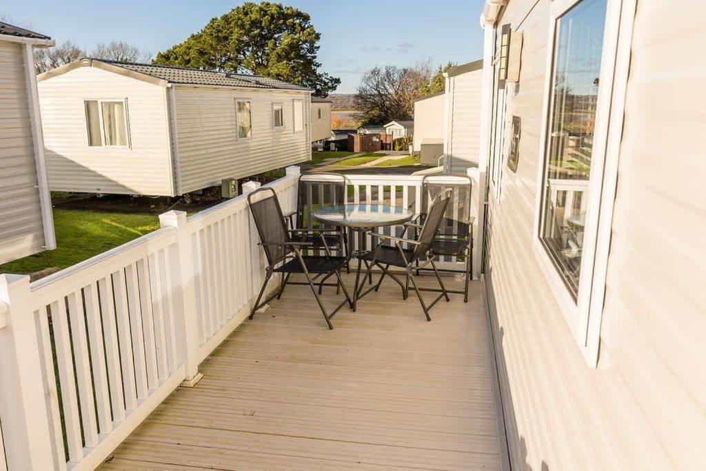 Club Tropicana Poole Exterior photo